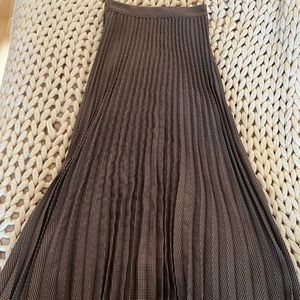 H&M x Giuliva Heritage Pleated Plaid Midi Skirt